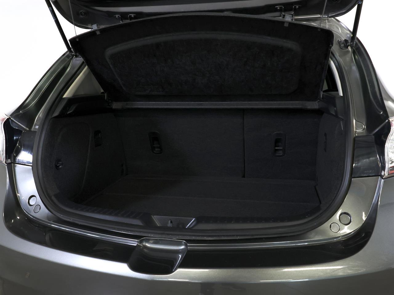 image-19, 2013 Mazda Axela 20S Sportshatch 'Skyactiv' at Christchurch