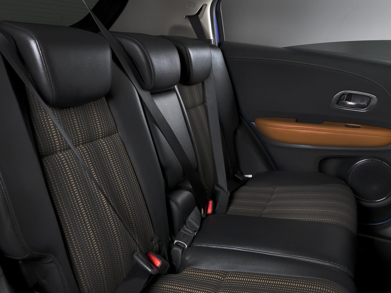 image-18, 2015 Honda Vezel Hybrid Z-Edition at Christchurch