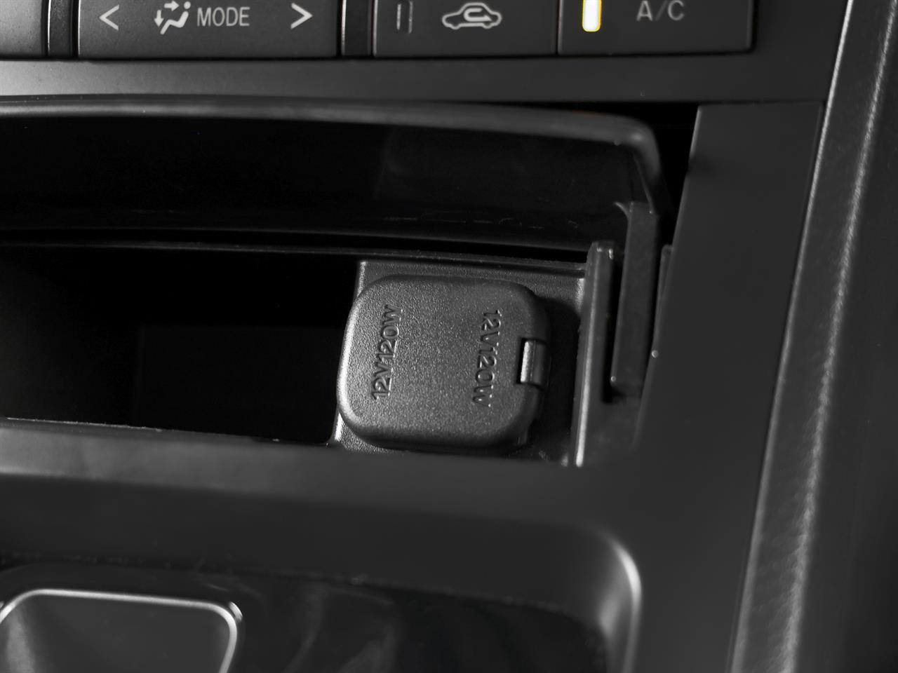 image-16, 2013 Mazda Axela 20S Sportshatch 'Skyactiv' at Christchurch