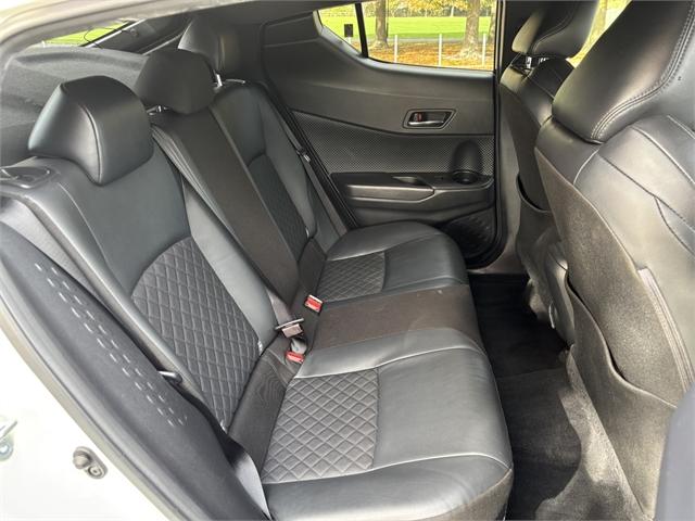 image-11, 2020 Toyota C-HR Hybrid at Christchurch