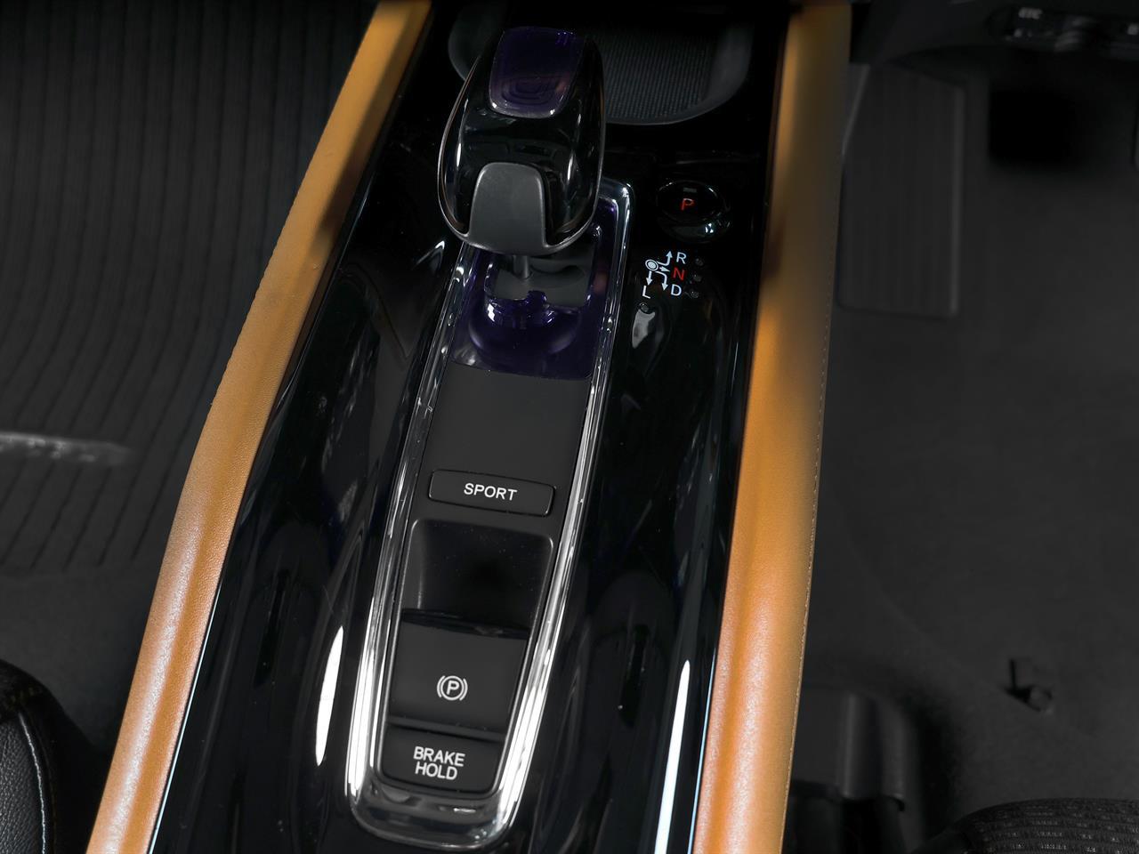 image-12, 2015 Honda Vezel Hybrid Z-Edition at Christchurch