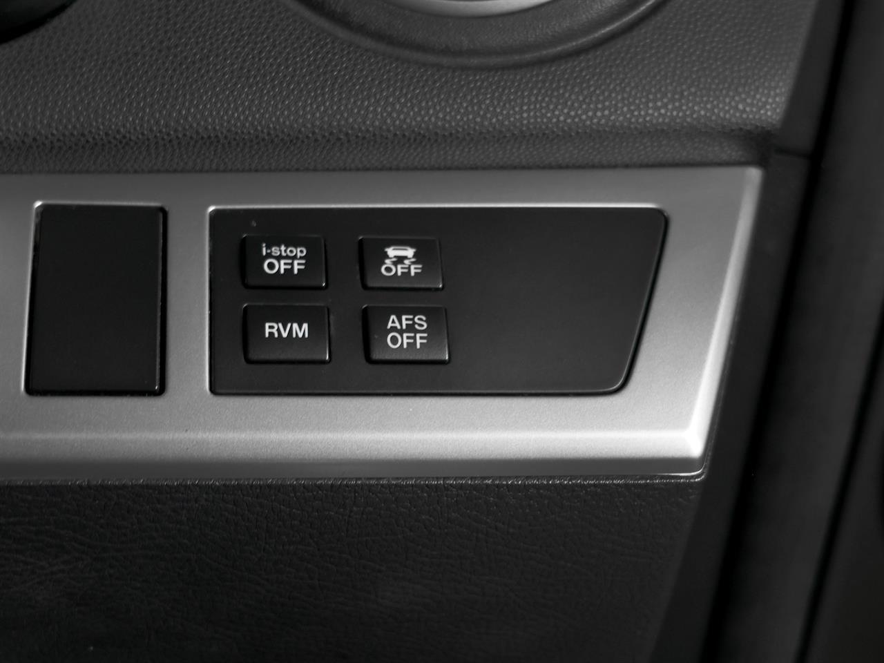 image-13, 2013 Mazda Axela 20S Sportshatch 'Skyactiv' at Christchurch