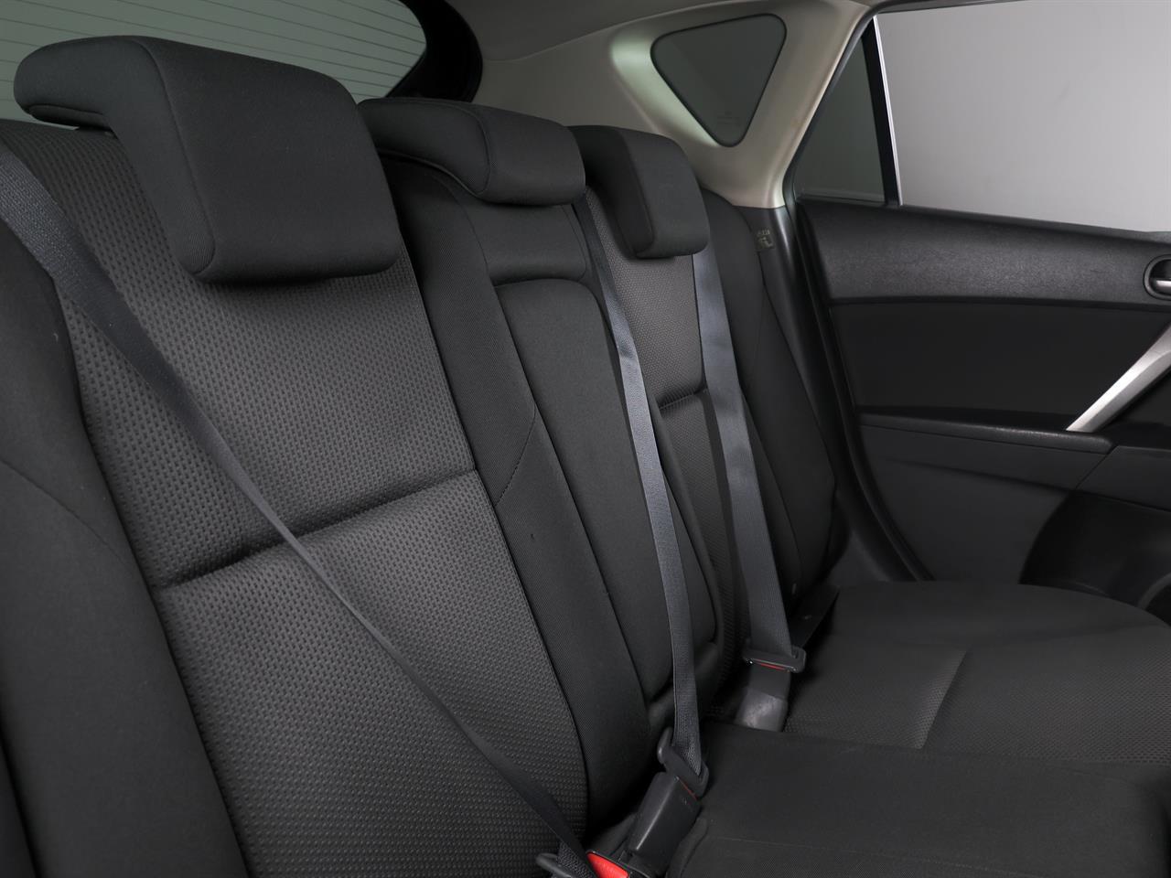 image-18, 2013 Mazda Axela 20S Sportshatch 'Skyactiv' at Christchurch