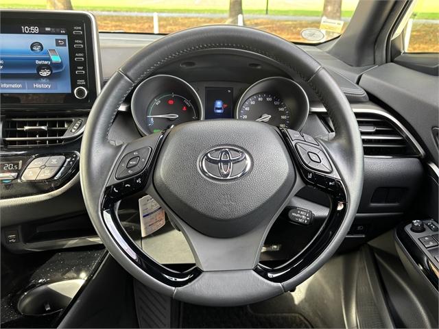 image-13, 2020 Toyota C-HR Hybrid at Christchurch