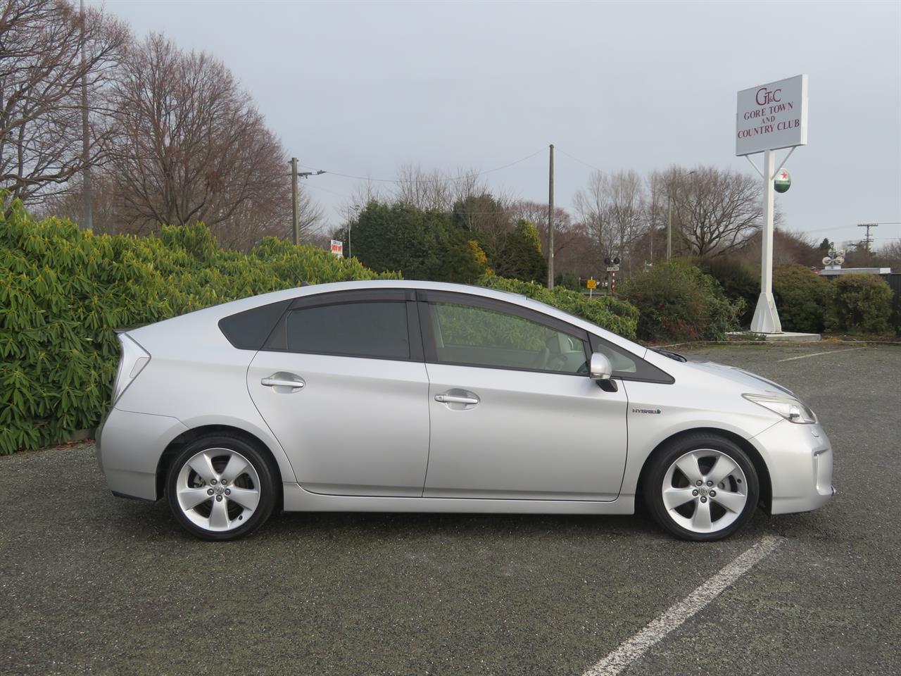 image-5, 2014 Toyota Prius AMAZING 4.2 L PER 100KM HYBRID E at Gore