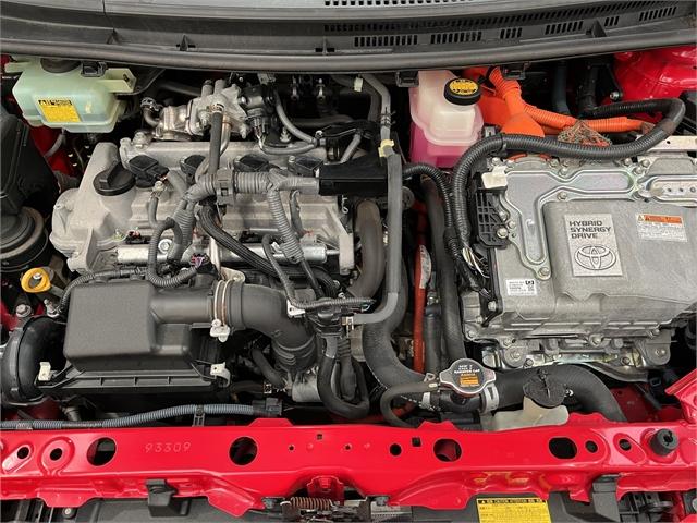 image-8, 2013 Toyota Aqua 1.5 Hybrid G at Dunedin