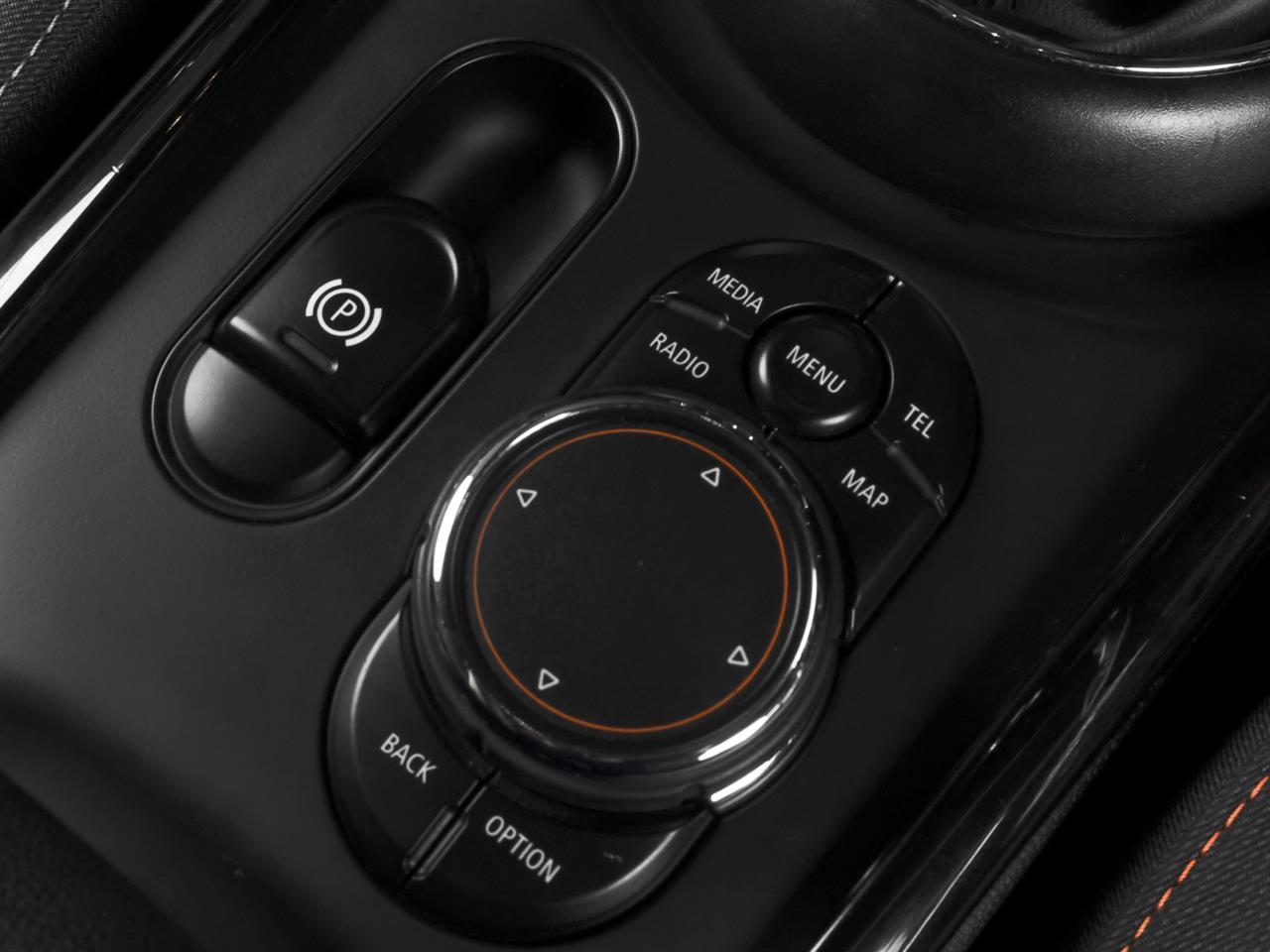 image-13, 2016 Mini Clubman Cooper at Christchurch
