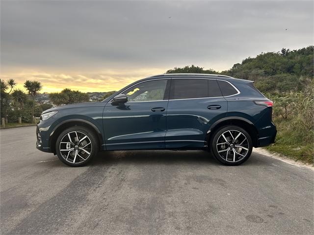 image-4, 2025 Volkswagen Tiguan R/Line AWD at Dunedin