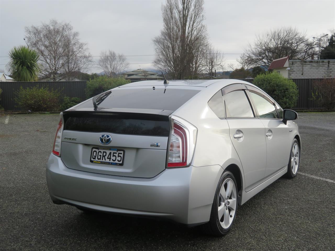 image-4, 2014 Toyota Prius AMAZING 4.2 L PER 100KM HYBRID E at Gore