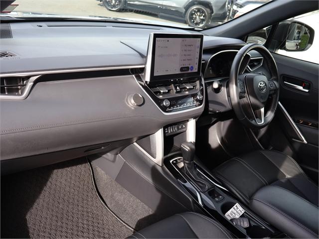 image-9, 2023 Toyota Corolla Cross 1.8 Hybrid Z 4WD at Christchurch