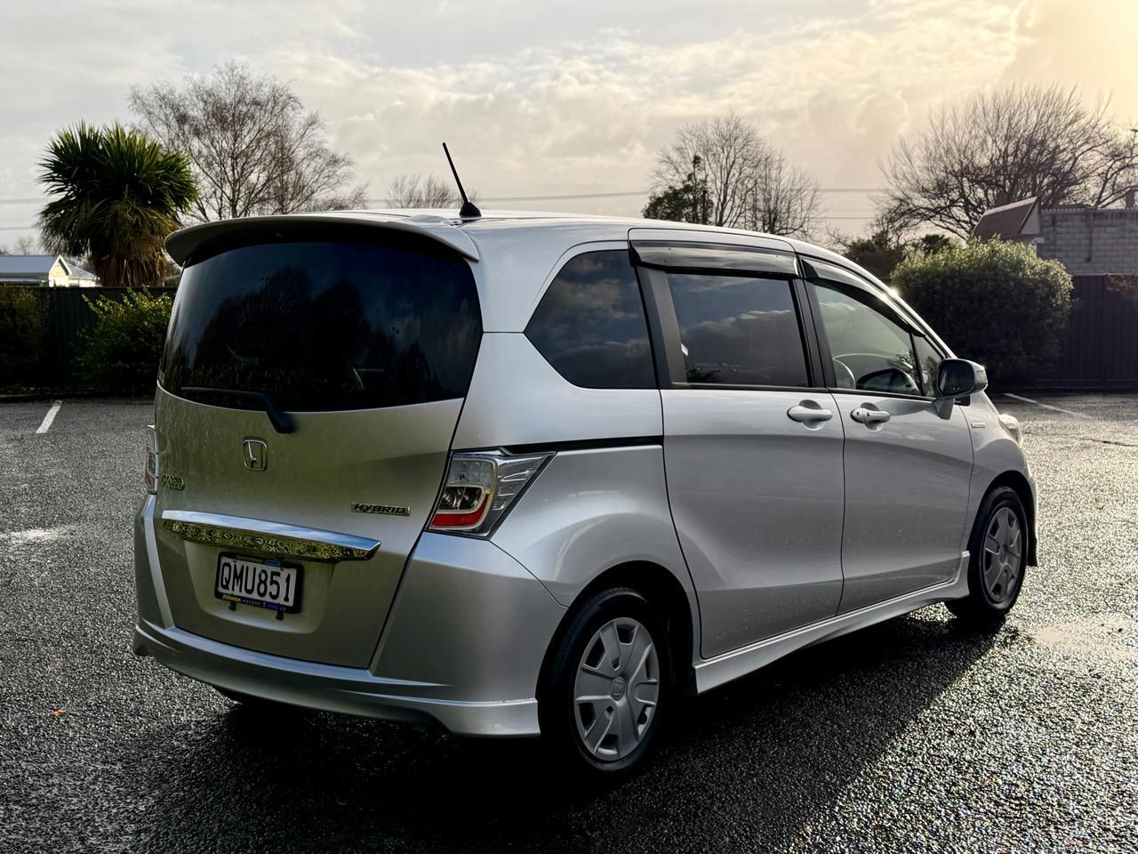 image-6, 2013 Honda Freed HYBRID ECONOMY SPACIOUS AND FUN at Gore