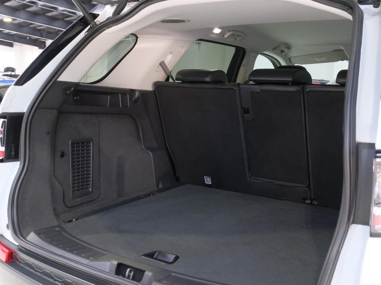image-19, 2016 LandRover Discovery Sport HSE 2.0lt 4WD at Christchurch