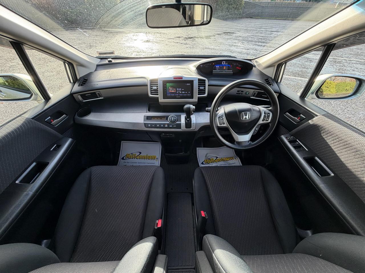 image-14, 2013 Honda Freed HYBRID ECONOMY SPACIOUS AND FUN at Gore