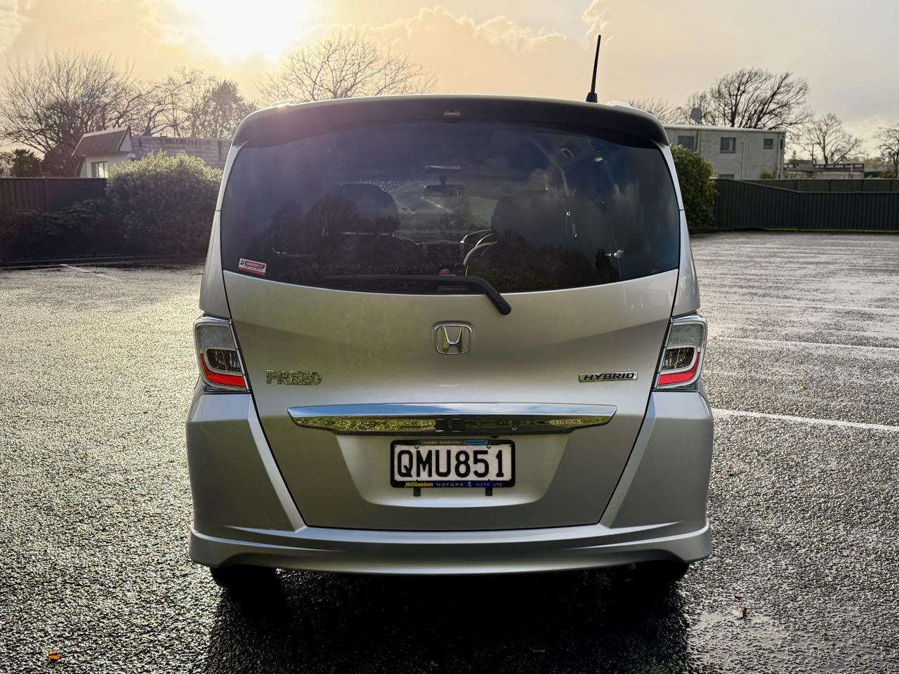 image-5, 2013 Honda Freed HYBRID ECONOMY SPACIOUS AND FUN at Gore