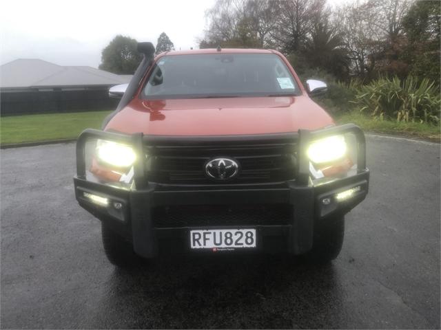 image-8, 2021 Toyota Hilux SR5 2.8DT 6MT 4WD DCW/4D/5S (JFD at Waimakariri