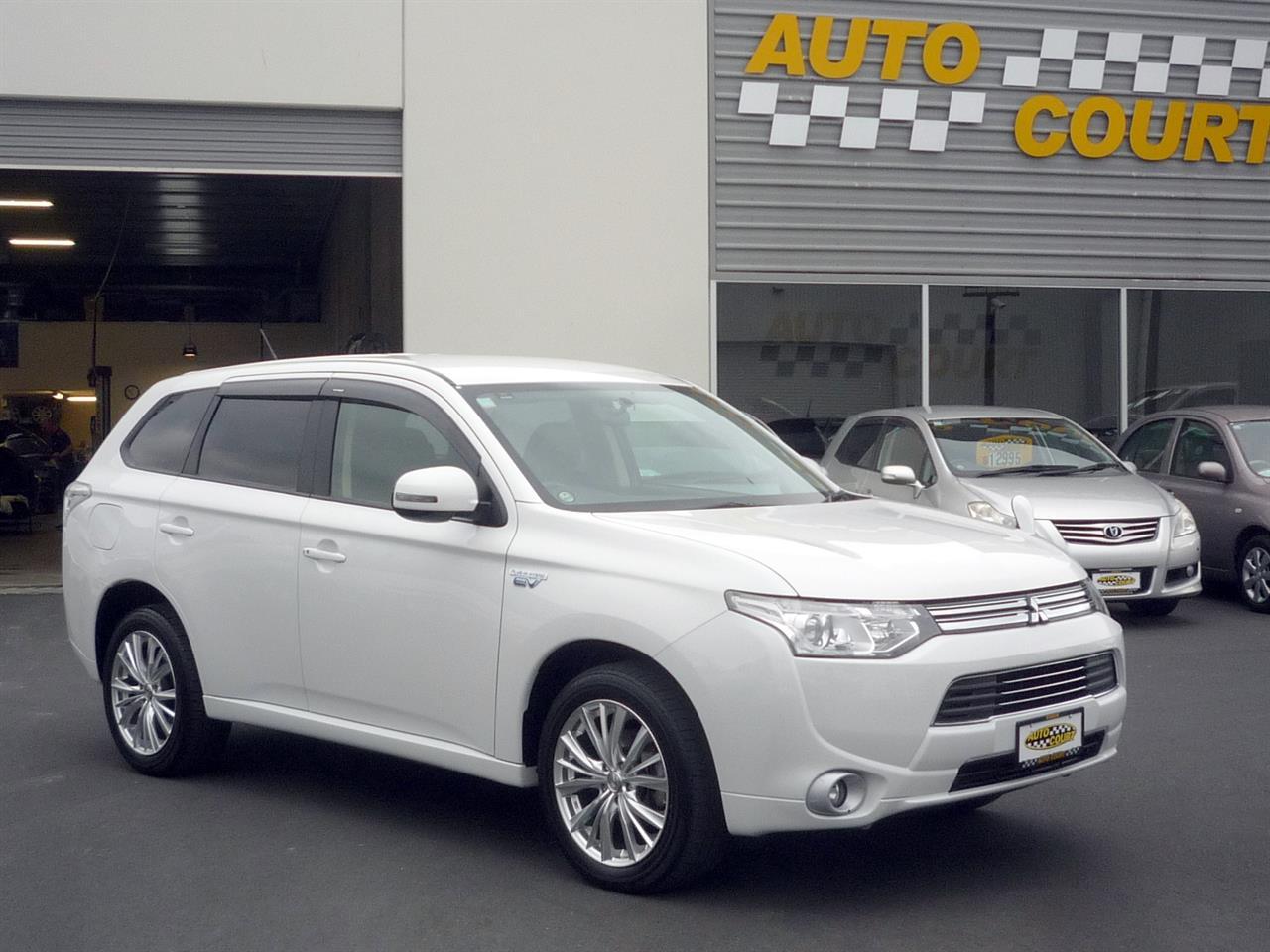 image-0, 2014 Mitsubishi Outlander PHEV G AWD at Dunedin