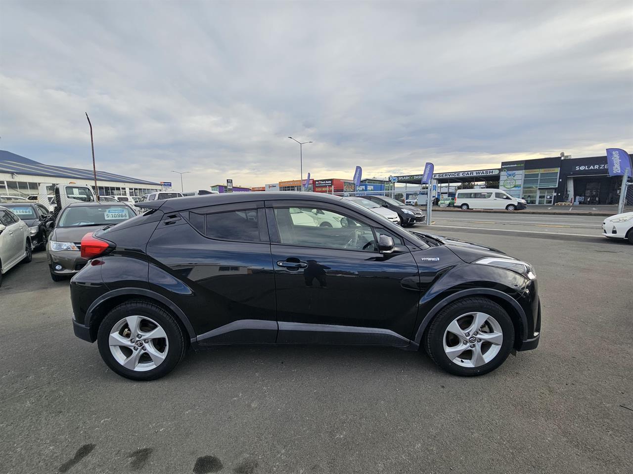 image-17, 2017 Toyota C-HR Hybrid at Christchurch