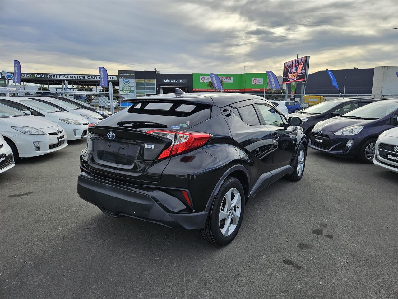 image-16, 2017 Toyota C-HR Hybrid at Christchurch