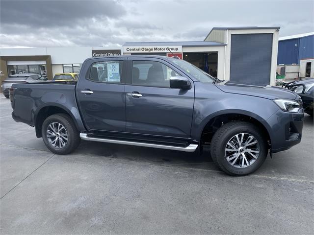 image-1, 2024 Isuzu D-Max LS Double Cab Auto 4WD at Central Otago