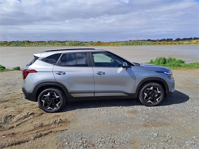 image-1, 2024 Kia Seltos EX 2.0 GASOLINE IVT at Invercargill