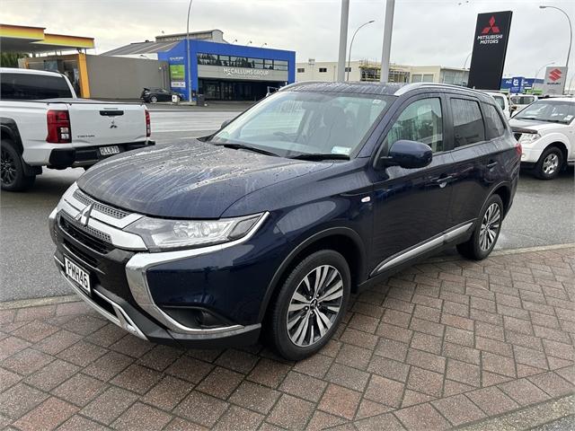 image-2, 2022 Mitsubishi Outlander LS 2.4P/Cvt at Invercargill