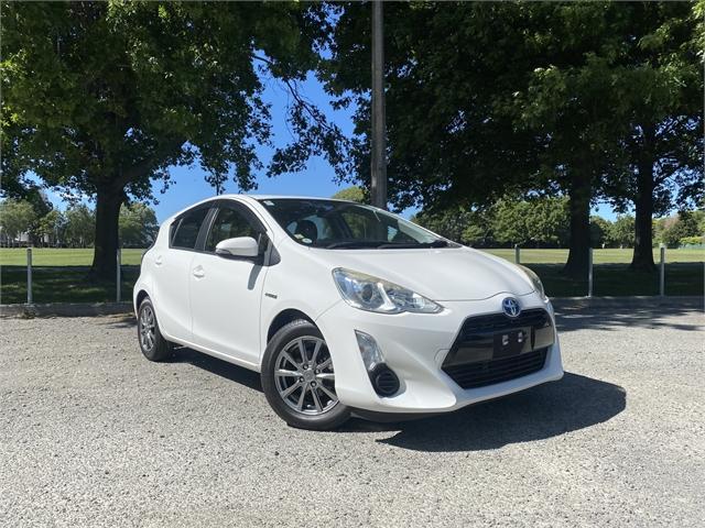 image-0, 2017 Toyota Aqua 1.5L Petrol Hybrid Hatch at Christchurch