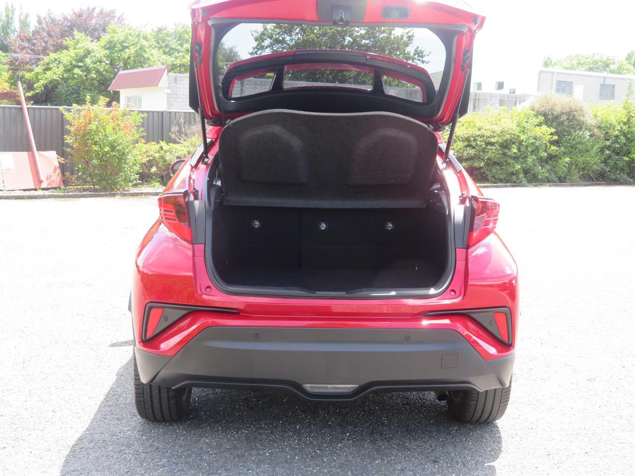 image-5, 2022 Toyota C-HR Limited 2WD NZ New at Gore