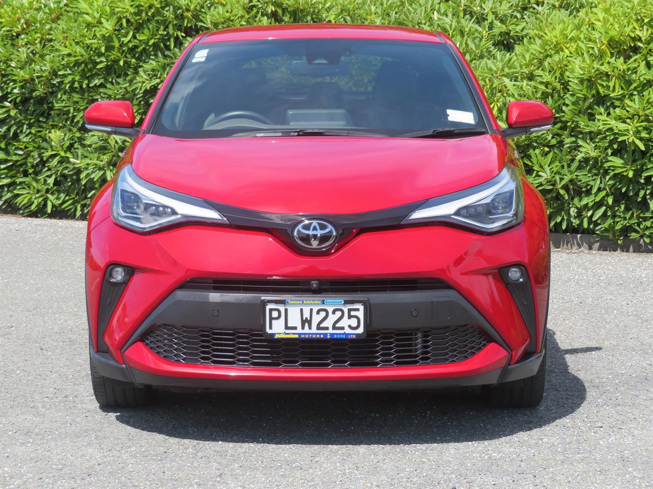 image-7, 2022 Toyota C-HR Limited 2WD NZ New at Gore