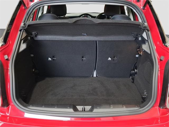 image-15, 2022 MINI Cooper 5-Dr Hatch Classic at Dunedin