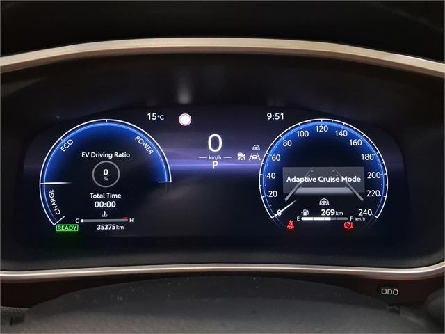 image-18, 2022 Toyota Corolla Cross Limited 2.0L Hybrid at Dunedin