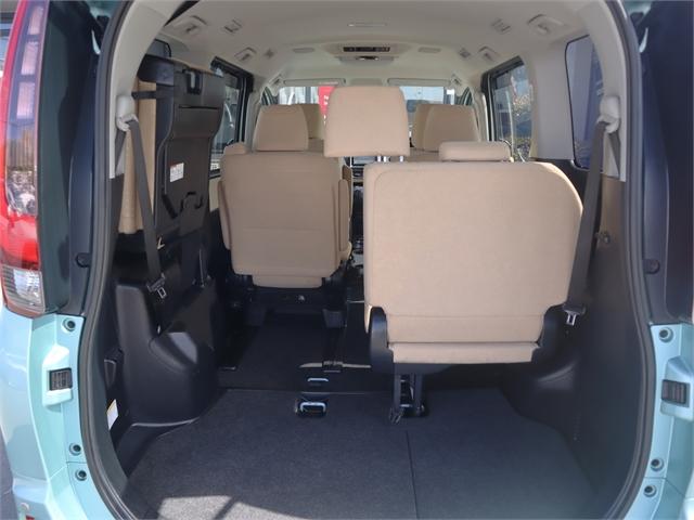 image-17, 2015 Toyota Noah Hybrid G 7 Seater, Push Start at Christchurch