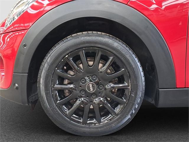 image-8, 2022 MINI Cooper 5-Dr Hatch Classic at Dunedin