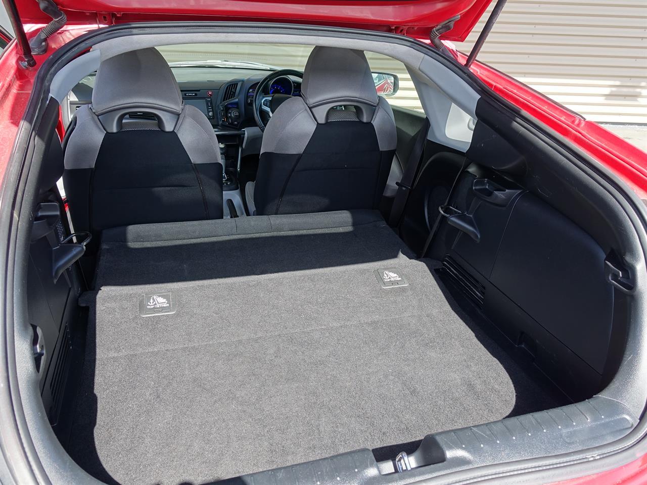 image-14, 2010 Honda CR-Z Hybrid at Dunedin