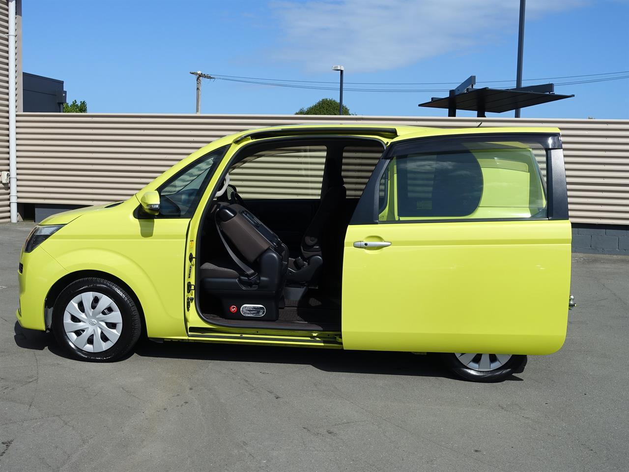 image-6, 2012 Toyota Spade X at Dunedin