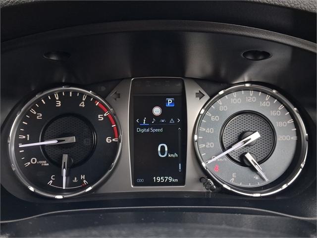 image-17, 2024 Toyota Hilux SR Hybrid 4WD at Dunedin