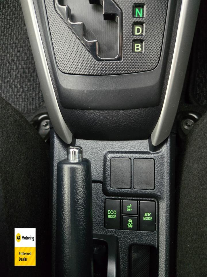 image-12, 2016 Toyota COROLLA FIELDER HYBRID FACELIFT at Christchurch