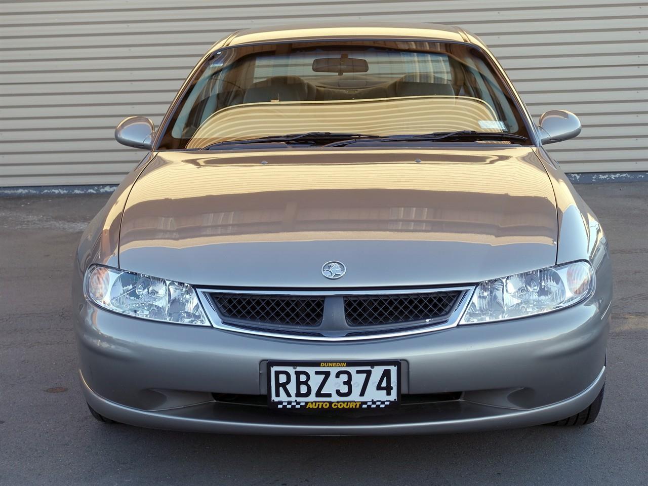 image-8, 2002 Holden Commodore VX Berlina SII at Dunedin
