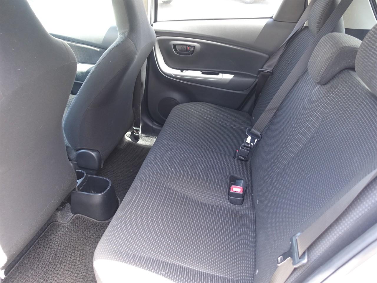 image-5, 2016 Toyota Vitz F at Dunedin