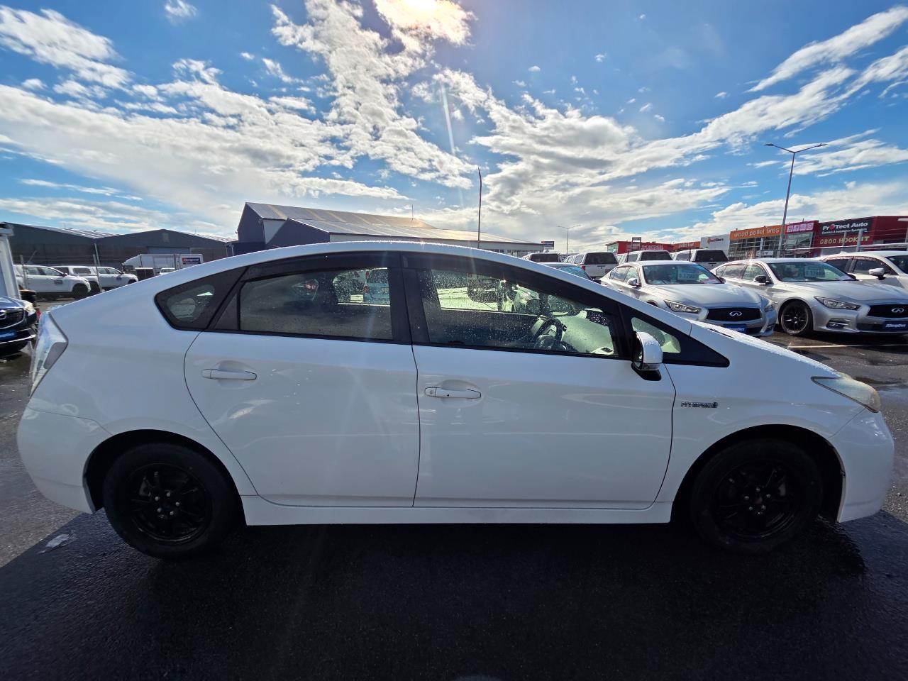 image-4, 2014 Toyota Prius Hybrid at Christchurch