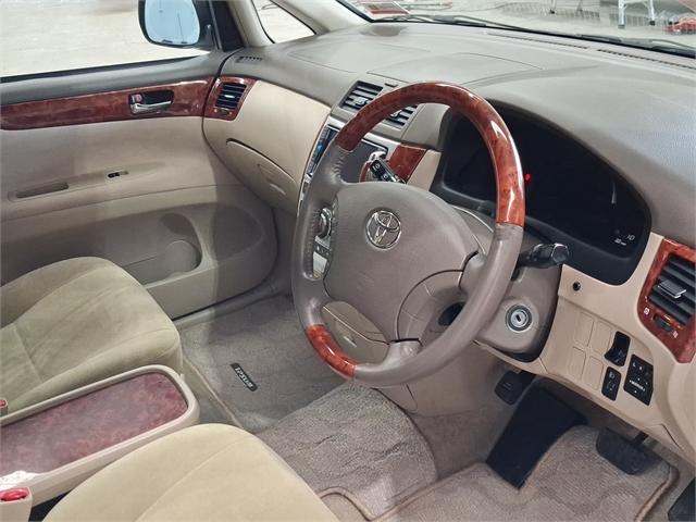 image-15, 2005 Toyota Ipsum 2.4L at Dunedin