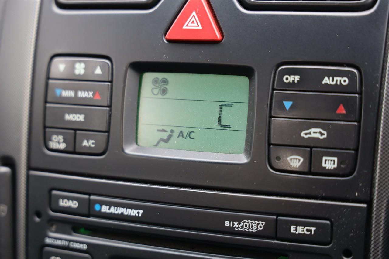 image-14, 2004 Holden Commodore VY HSV Clubsport at Dunedin