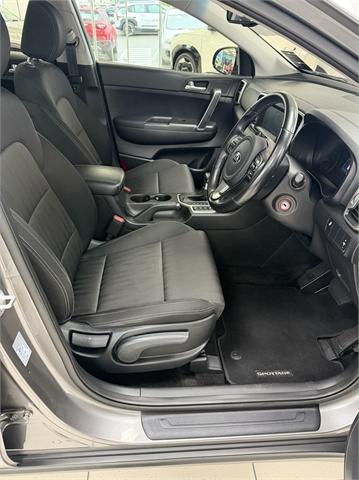 image-8, 2017 Kia Sportage 2017 AWD LX 2.0 Diesel at Timaru