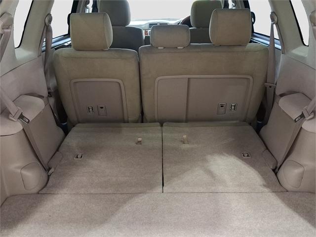 image-10, 2005 Toyota Ipsum 2.4L at Dunedin