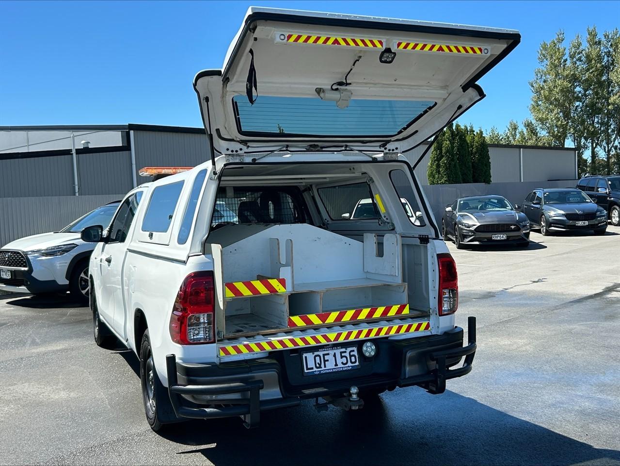 image-5, 2018 Toyota Hilux S TD EC 2.8D/5MT/UT at Waimakariri