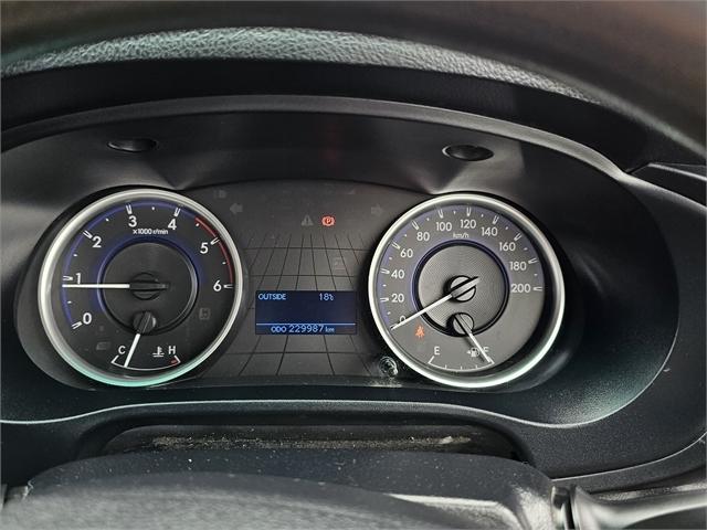 image-8, 2016 Toyota Hilux 4WD SR 2.8DT EXTRA CAB CHASSIS/4 at Greymouth