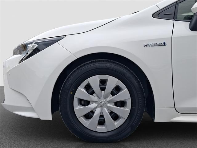 image-8, 2020 Toyota Corolla Touring 1.8L Hybrid at Dunedin