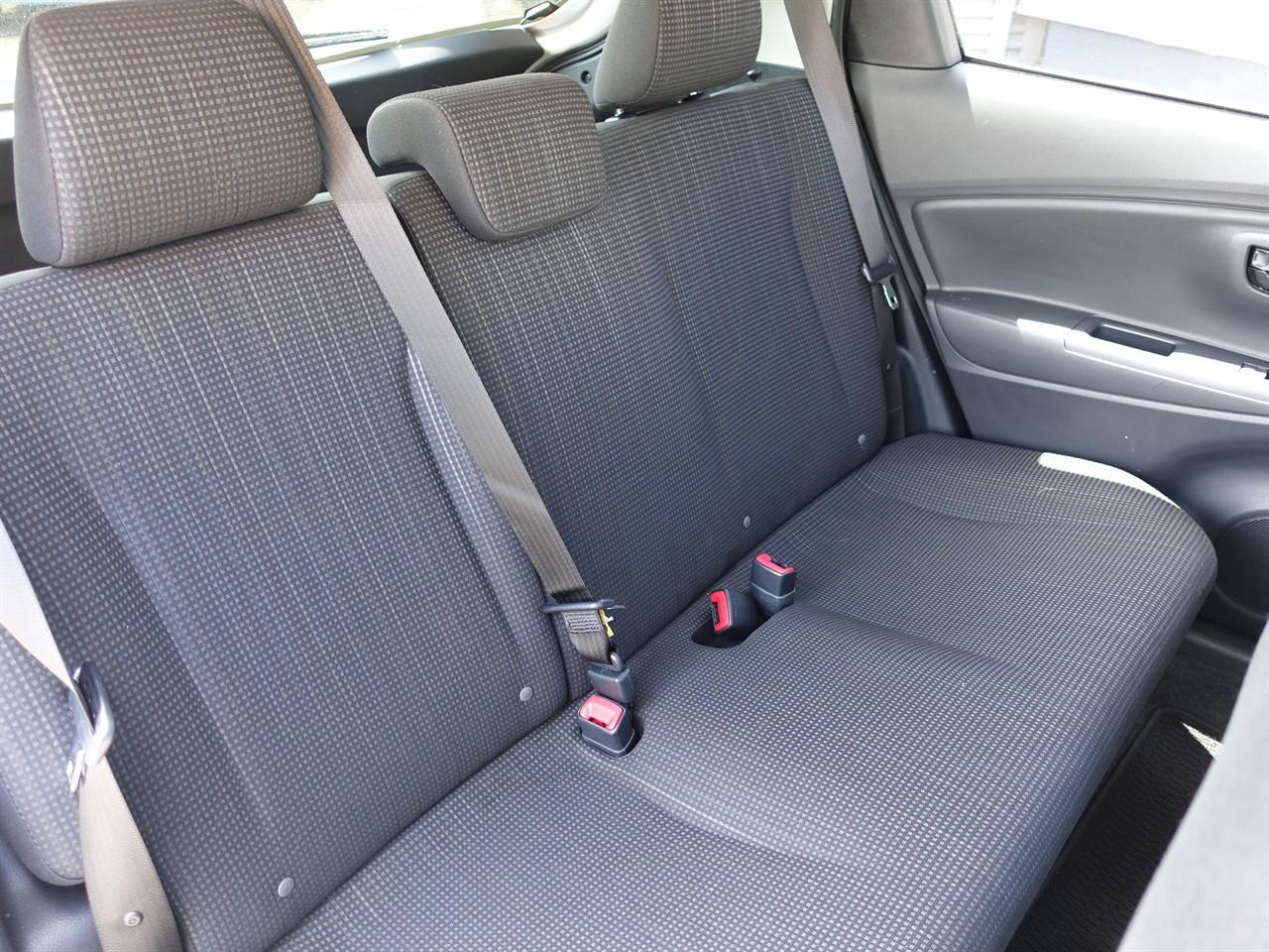 image-6, 2016 Toyota Vitz F at Dunedin