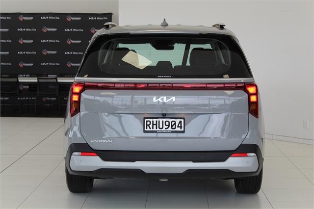 image-6, 2025 Kia Carnival EX 2.2L DIESEL 8 SEATER at Christchurch