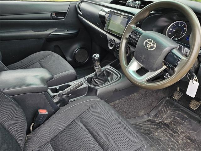 image-5, 2016 Toyota Hilux 4WD SR 2.8DT EXTRA CAB CHASSIS/4 at Greymouth
