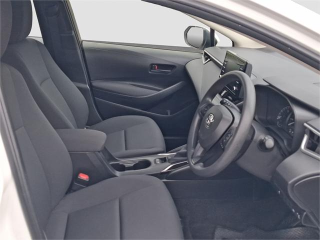 image-14, 2020 Toyota Corolla Touring 1.8L Hybrid at Dunedin